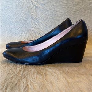 Taryn Rose Black Wedge Pumps size 7.5